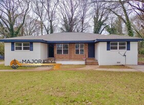 2061 Nettie Ct, Unit Decatur Duplex in Decatur, GA - Building Photo