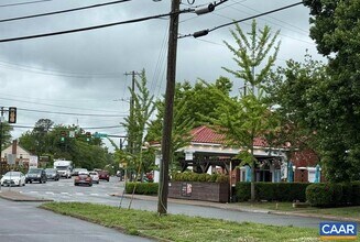 2100 Jefferson Park Ave in Charlottesville, VA - Building Photo - Building Photo