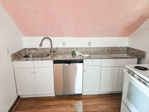 803 Boylston St in Brookline, MA - Building Photo - Building Photo