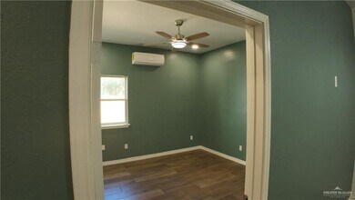 7 Dallas St in Alton, TX - Building Photo - Building Photo