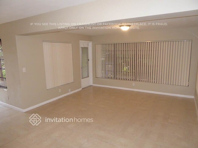 801 SE 15th St in Deerfield Beach, FL - Foto de edificio - Building Photo