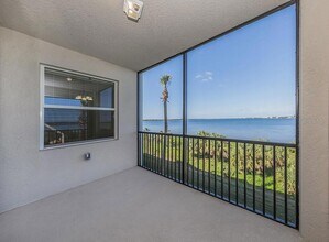 920 Tidewater Shores Loop, Unit 307 in Bradenton, FL - Building Photo - Building Photo