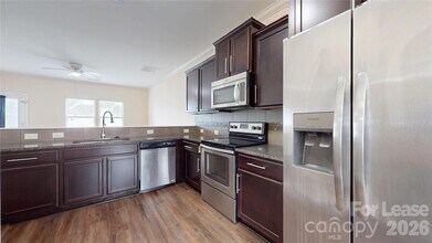 2822 Hopeton Ct in Monroe, NC - Building Photo - Building Photo