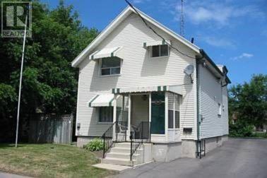 property at 89 Centre St E