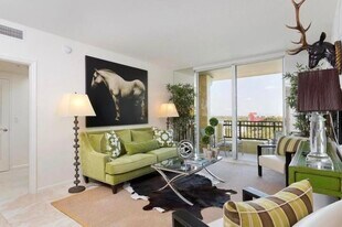 403 S Sapodilla Ave in West Palm Beach, FL - Building Photo