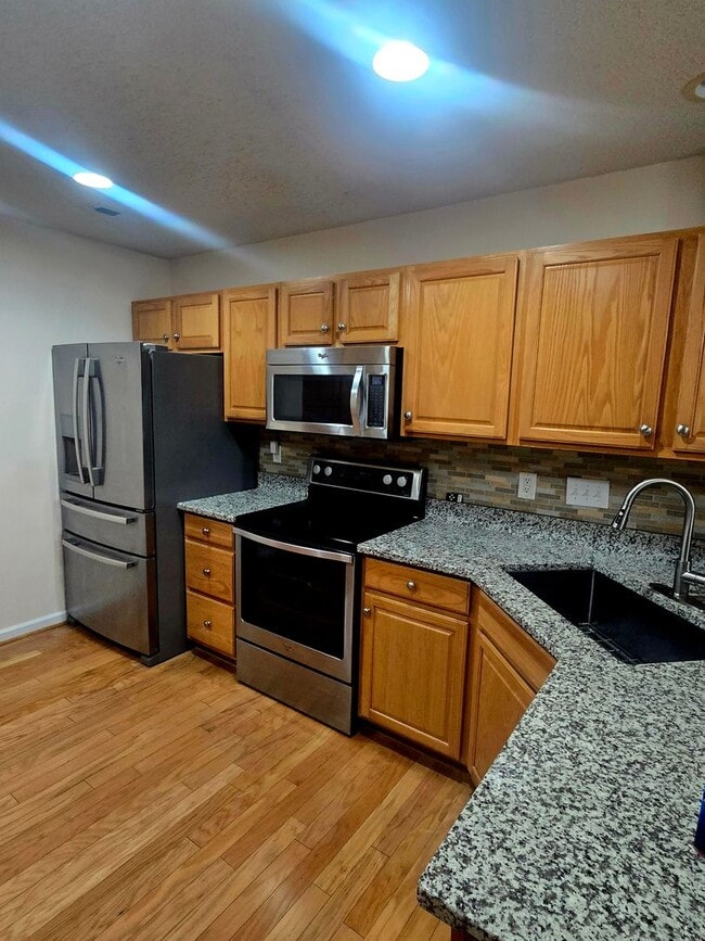 property at 4 Hudson Cir