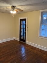 52 Summit St in Edwardsville, PA - Building Photo