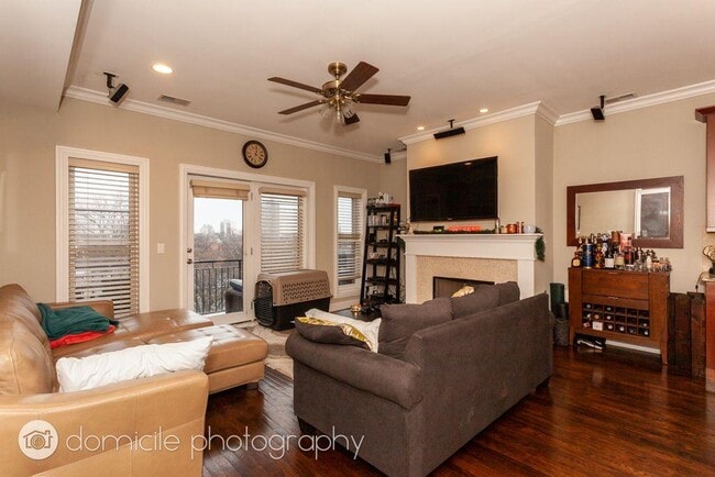 property at 409 W North Ave