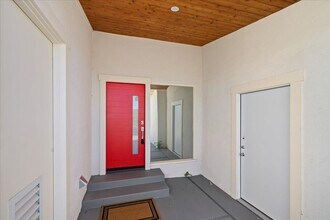 3247 W Nicolet St in Banning, CA - Building Photo - Building Photo