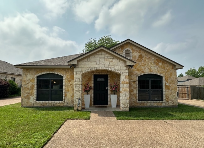 property at 221 Gurley Ln