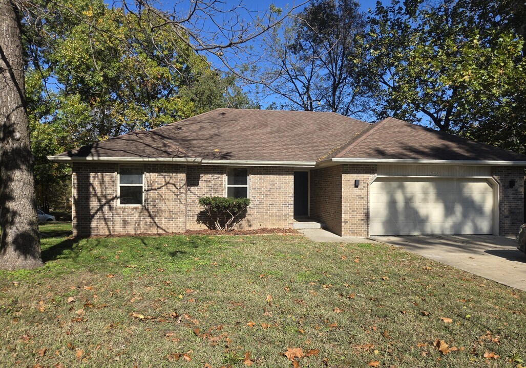 4507 W Westwood Dr in Battlefield, MO - Building Photo