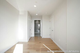 194 Sumner St in Boston, MA - Building Photo - Building Photo