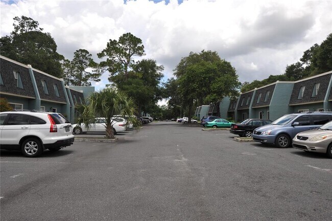 501 SW 75th St in Gainesville, FL - Building Photo - Building Photo
