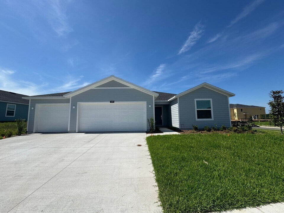 14491 NW 165th Rd in Alachua, FL - Building Photo