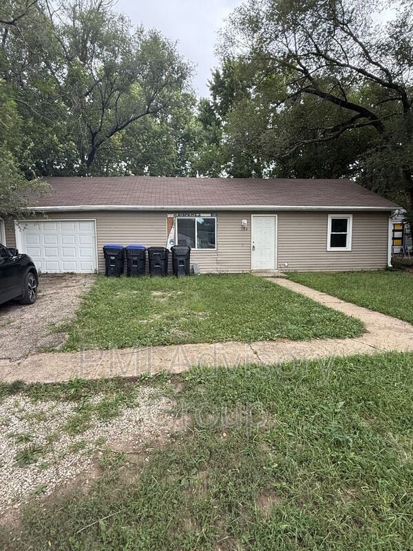 property at 504 SE 35th St