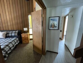 286 Old Mammoth Rd in Mammoth Lakes, CA - Building Photo - Building Photo