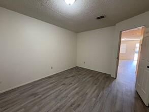 1419 W Kilpatrick St in Cleburne, TX - Building Photo - Building Photo