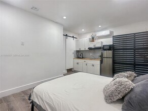 15400 SW 169th Ln in Miami, FL - Building Photo - Building Photo