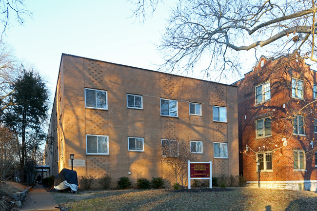 Jessica Apartments in St. Louis, MO - Foto de edificio - Building Photo