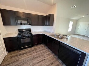 1414 Lexi Dr in Shawnee, OK - Building Photo - Building Photo