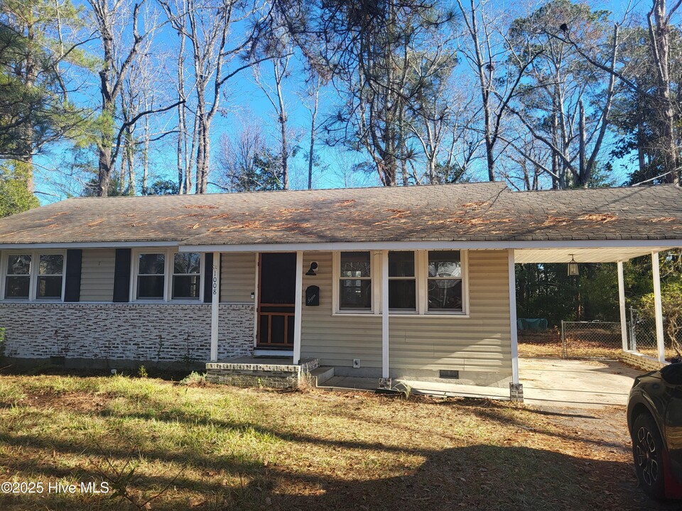 1008 Hendricks Ave in Jacksonville, NC - Building Photo