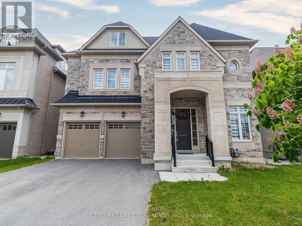 192 Farrell Rd in Vaughan, ON - Building Photo