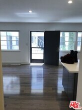 617 Ocean Ave in Santa Monica, CA - Building Photo - Building Photo