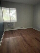 1813 Hemlock Pl in Schaumburg, IL - Building Photo - Building Photo