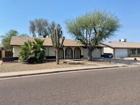 3137 W Campo Bello Dr in Phoenix, AZ - Building Photo