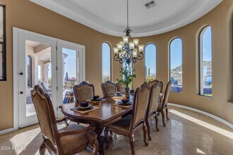 8724 E Regina Cir in Mesa, AZ - Building Photo - Building Photo