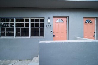 533 NE 67th St in Miami, FL - Building Photo - Building Photo