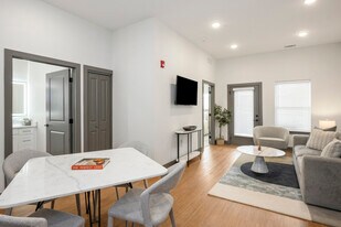 Aria Apartments in Olathe, KS - Building Photo