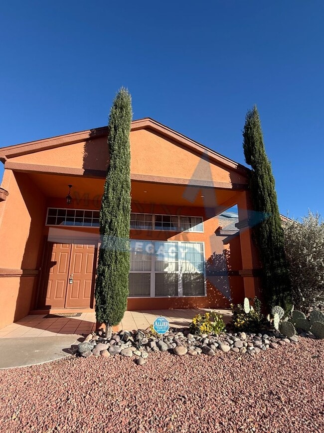 3505 Canyon Ridge Arc in Las Cruces, NM - Building Photo - Building Photo