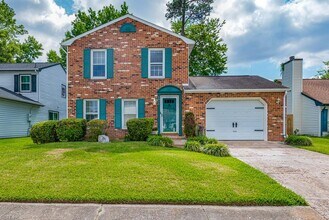 4016 Starwood Arch in Virginia Beach, VA - Building Photo - Building Photo