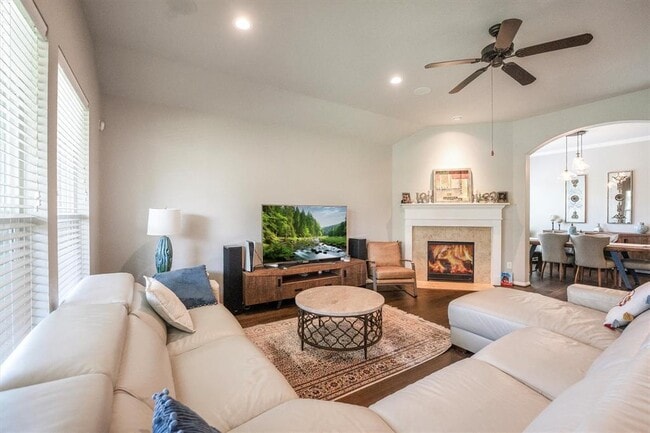 25227 Hawthorne Blossom Dr