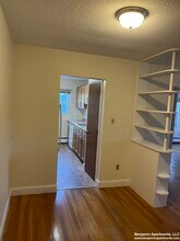 14 Brattle Ln, Unit 31 in Arlington, MA - Foto de edificio - Building Photo