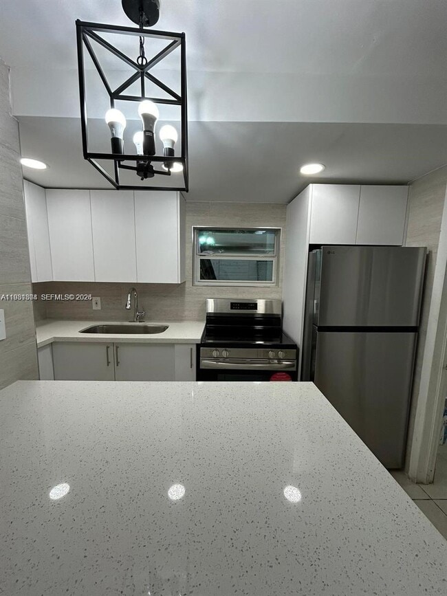 1810 NW 34th St in Miami, FL - Building Photo - Building Photo