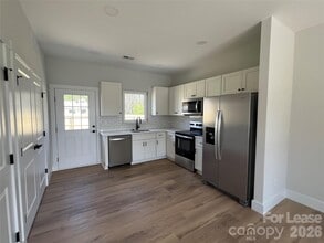 1214 Pearl St in Statesville, NC - Building Photo - Building Photo