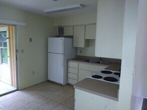 20023 Suncrest Dr in Brooksville, FL - Building Photo - Building Photo