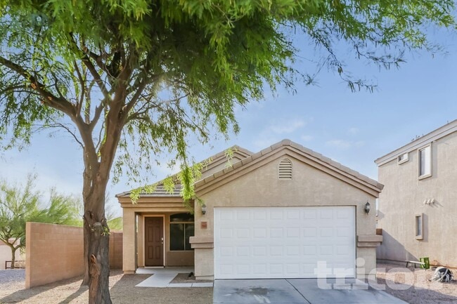 property at 19303 N Leland Rd