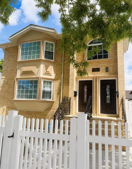 property at 248-13 139th Ave