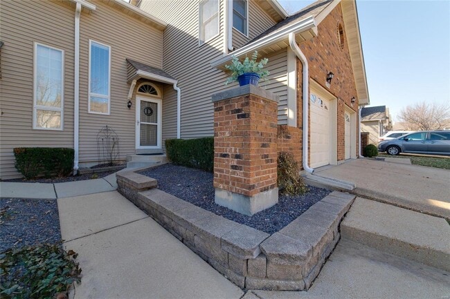 1730 Blue Oak Dr in Chesterfield, MO - Building Photo - Building Photo