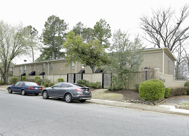 Poplar East Condominiums in Memphis, TN - Building Photo - Building Photo