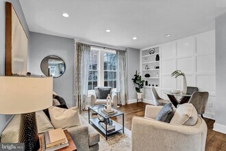 1525 Q St NW in Washington, DC - Building Photo - Building Photo