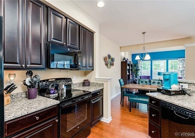 3414 Avocado Dr in Midlothian, VA - Foto de edificio - Building Photo