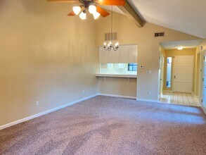 2107 Manning St in Bakersfield, CA - Building Photo - Building Photo