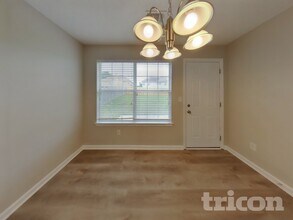 9493 Creekside Rd in Jonesboro, GA - Building Photo - Building Photo