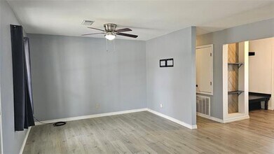 309 N Main in Trenton, TX - Building Photo - Building Photo