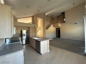 157 Lakewood Garden Dr in Las Vegas, NV - Building Photo - Building Photo