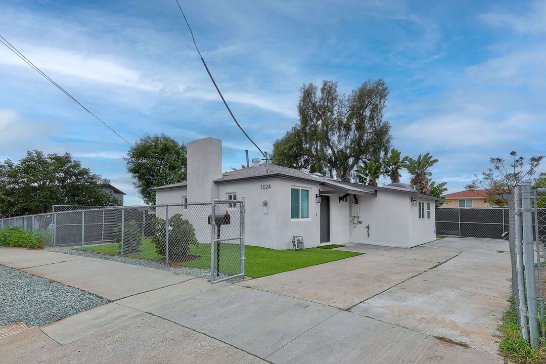 1024 Hanover St in San Diego, CA - Building Photo